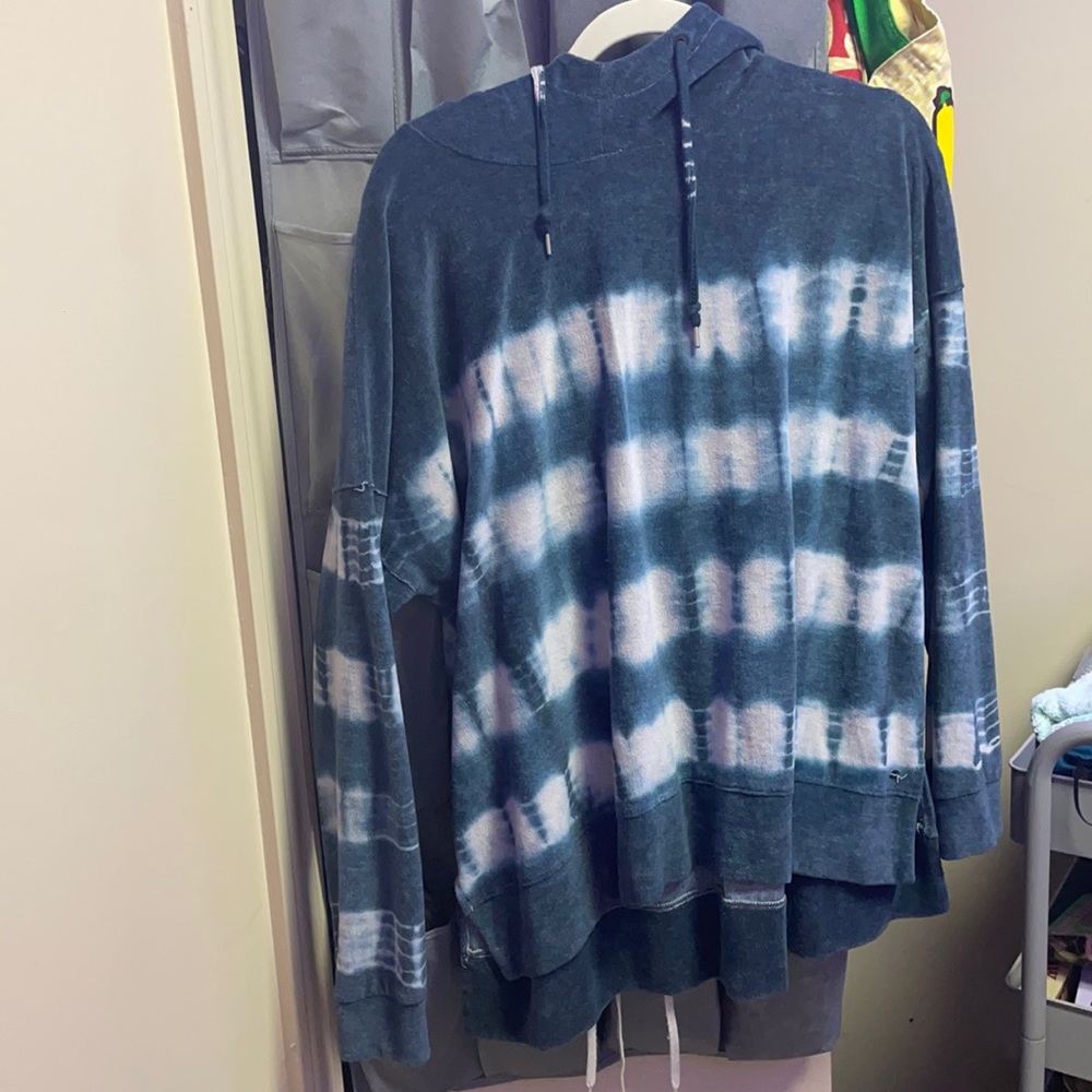American Eagle Pullover